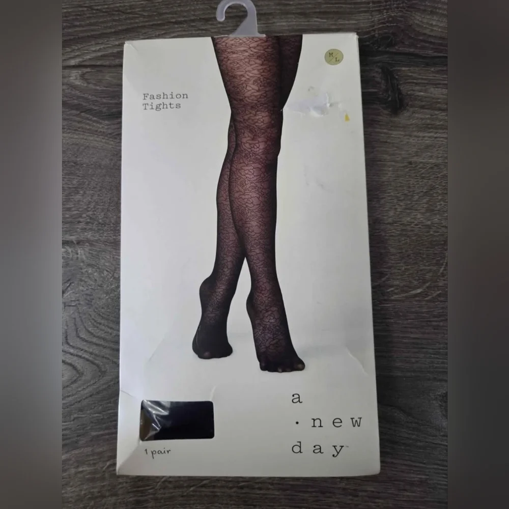 Women's black abstract rose tights size M/L  NEW